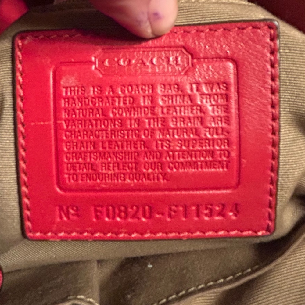 COACH deep red leather #F0820-F11524 double handled purse zipper close